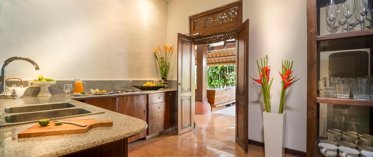 Villa Kubu Seminyak Екстер'єр фото